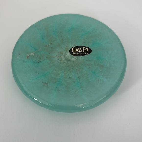 GES Glass Eye Studio Seafoam Green Sand Dollar Art Glass Paperweight - Picture 3 of 4